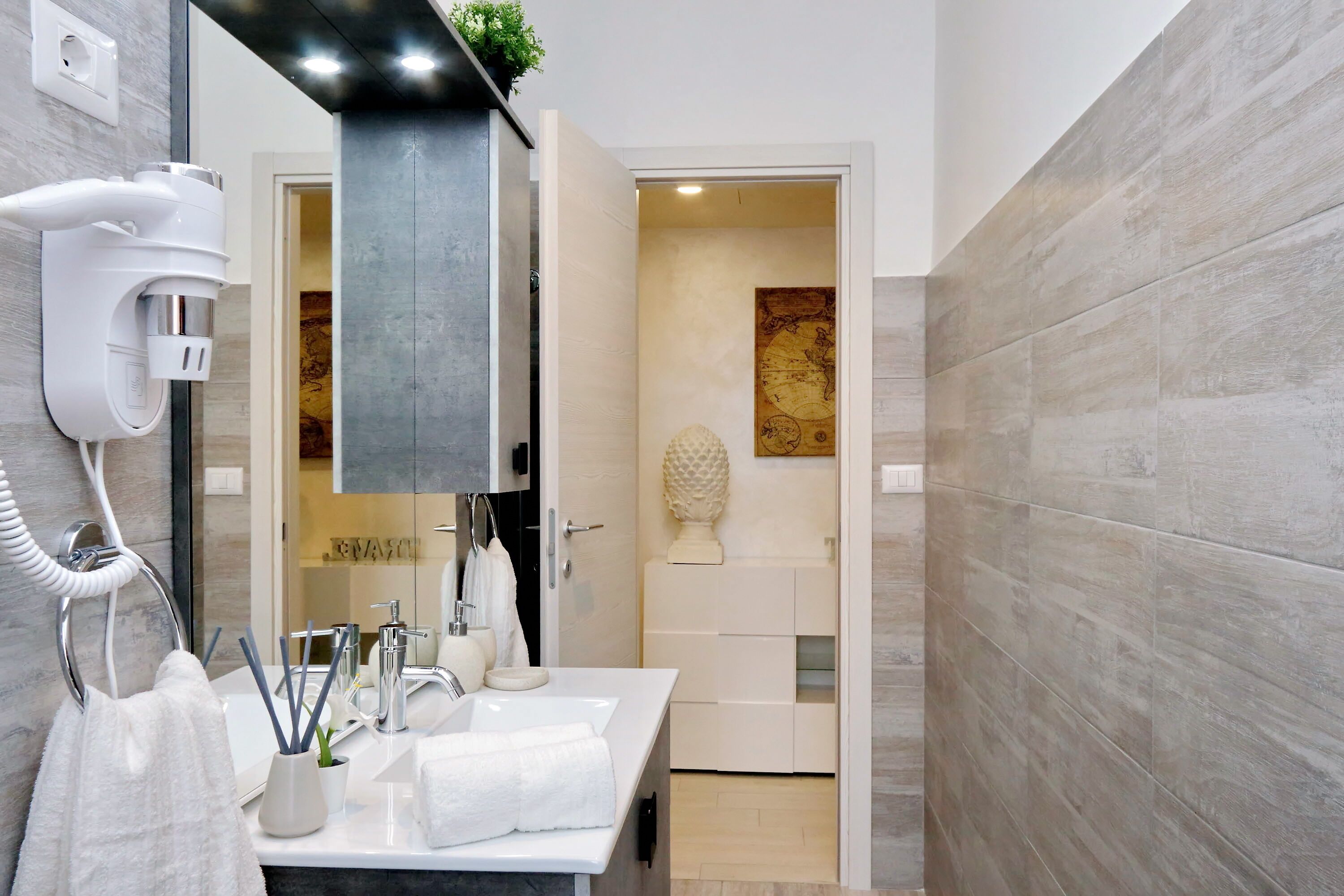 ALTROVE Boutique Rooms