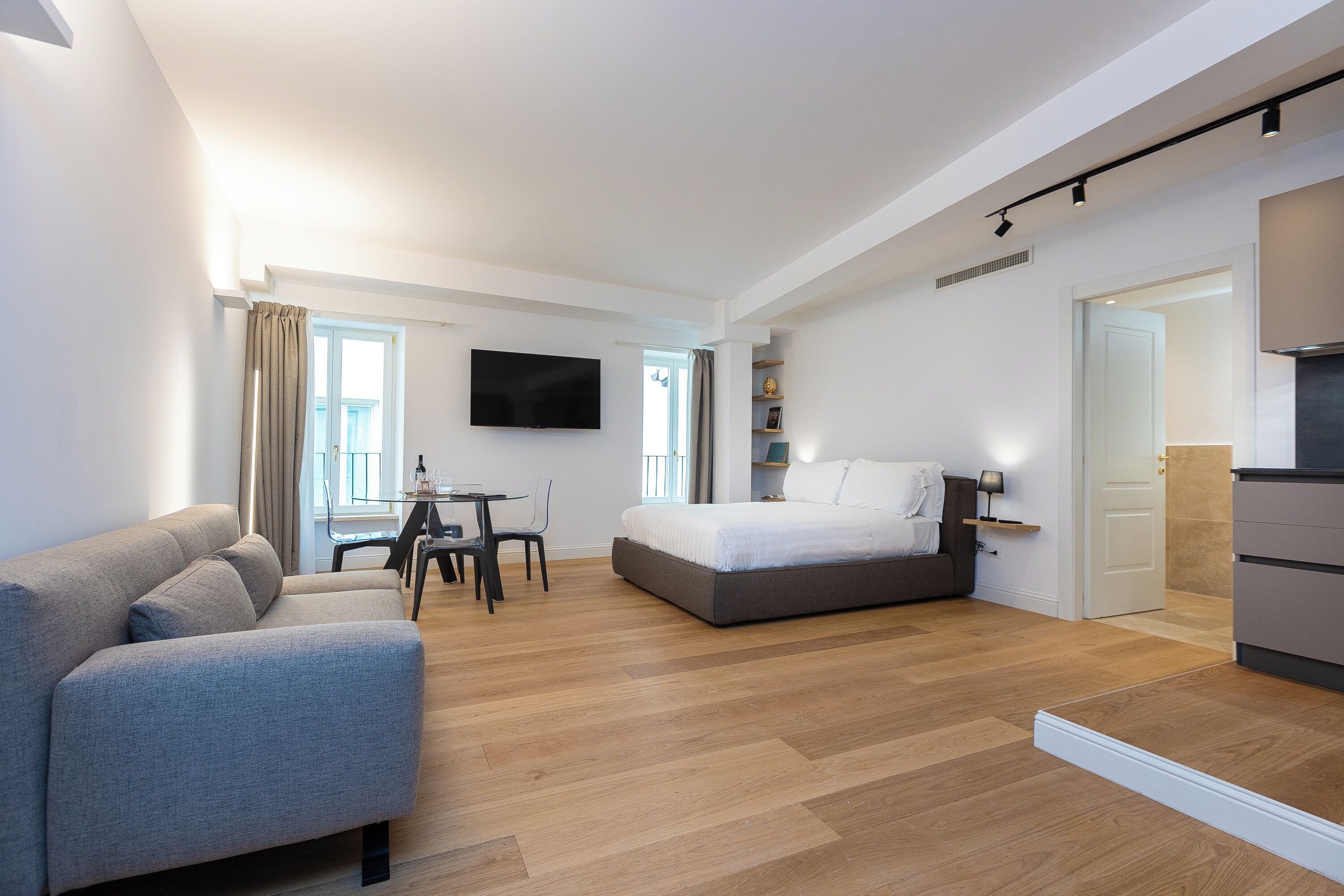 Amazing Piazza Venezia Suites