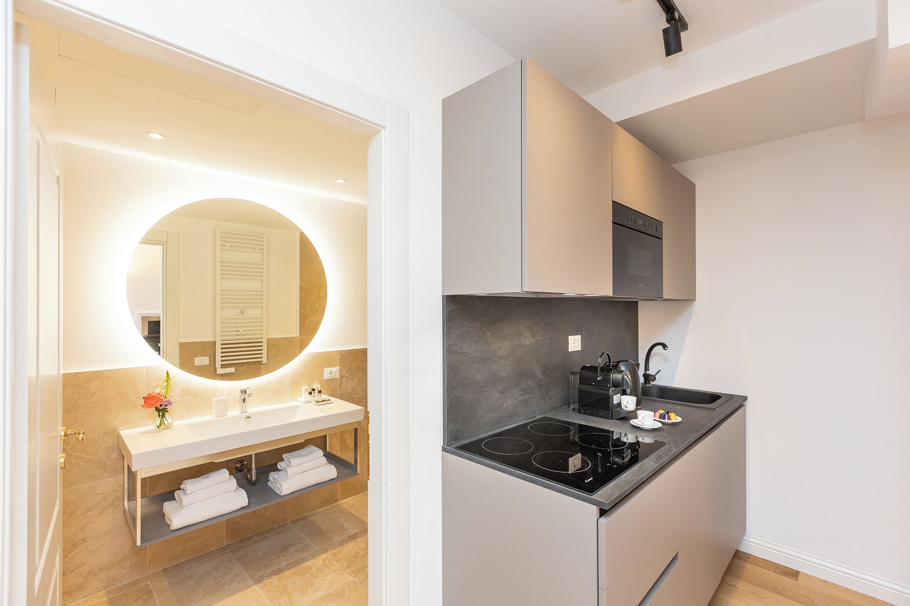 Amazing Piazza Venezia Suites