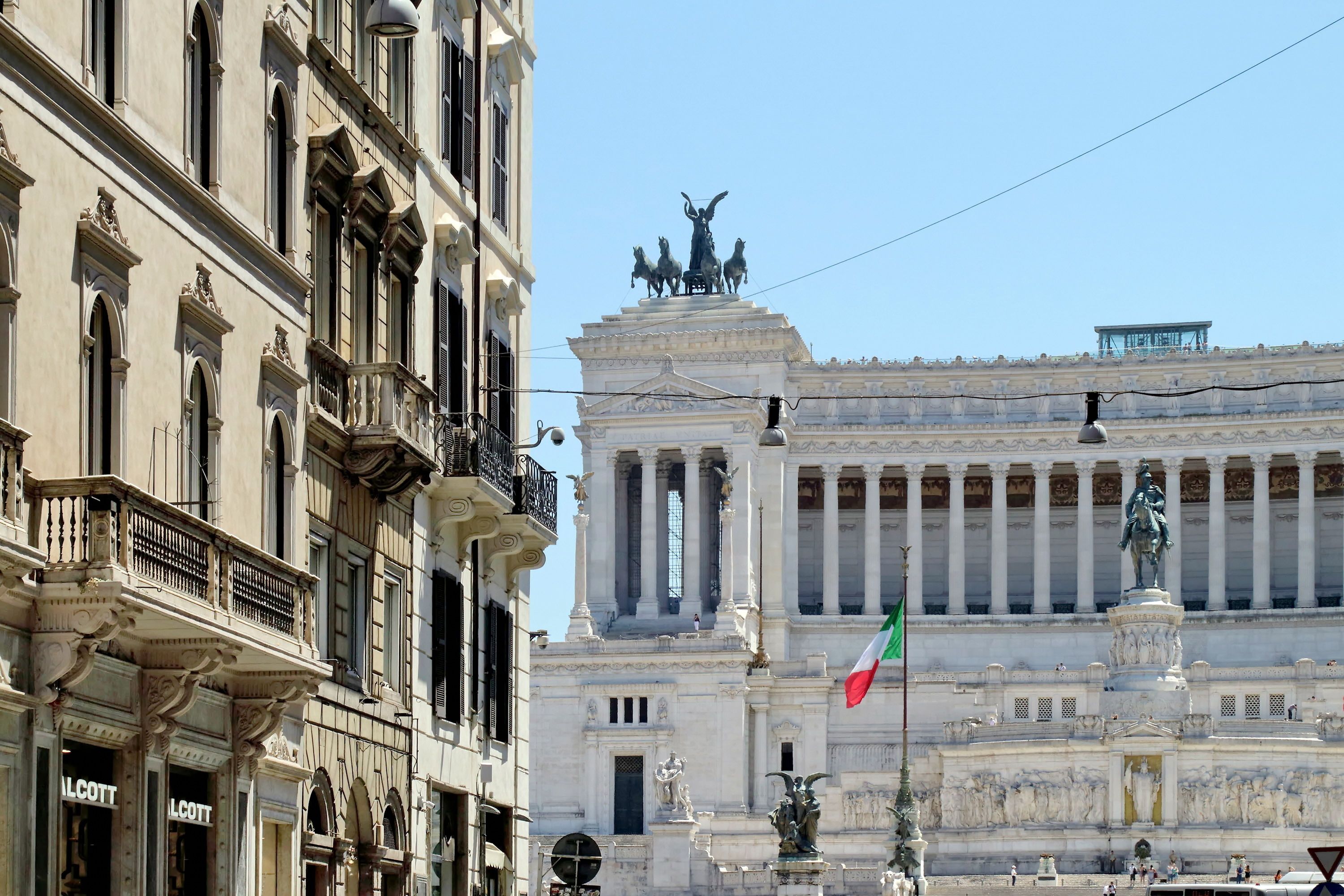 Amazing Piazza Venezia Suites
