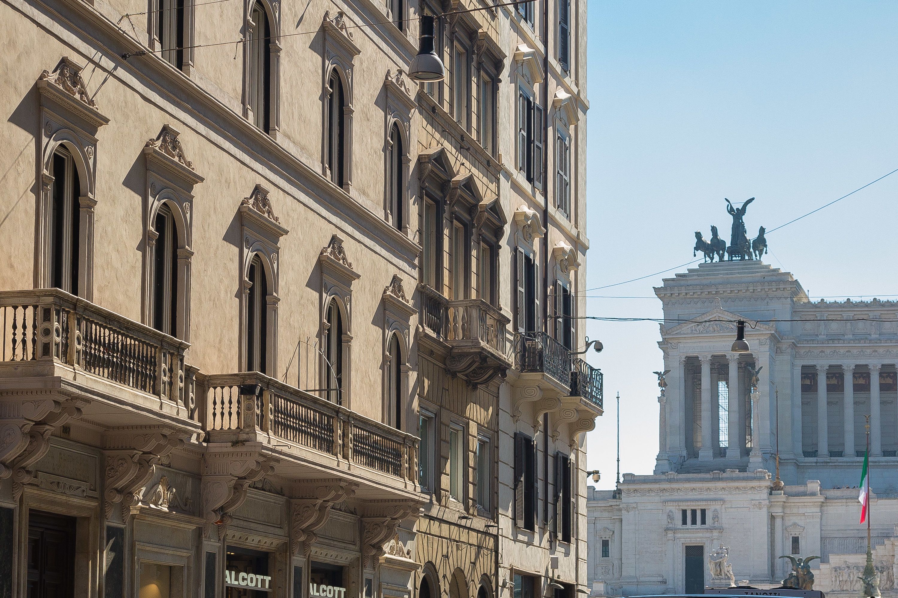 Amazing Piazza Venezia Suites