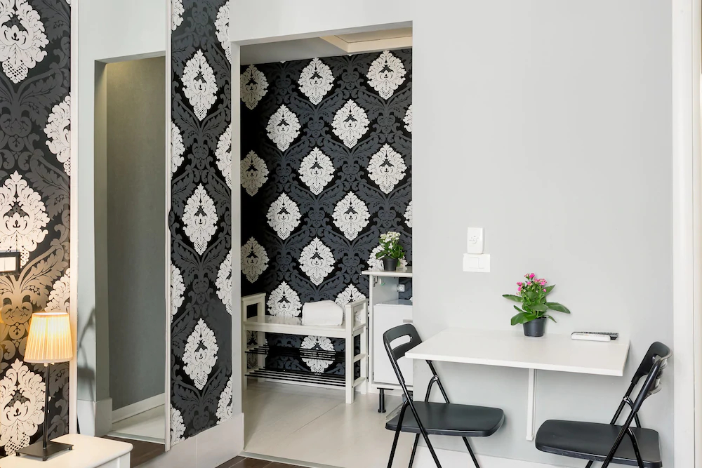 Amoroma Suite