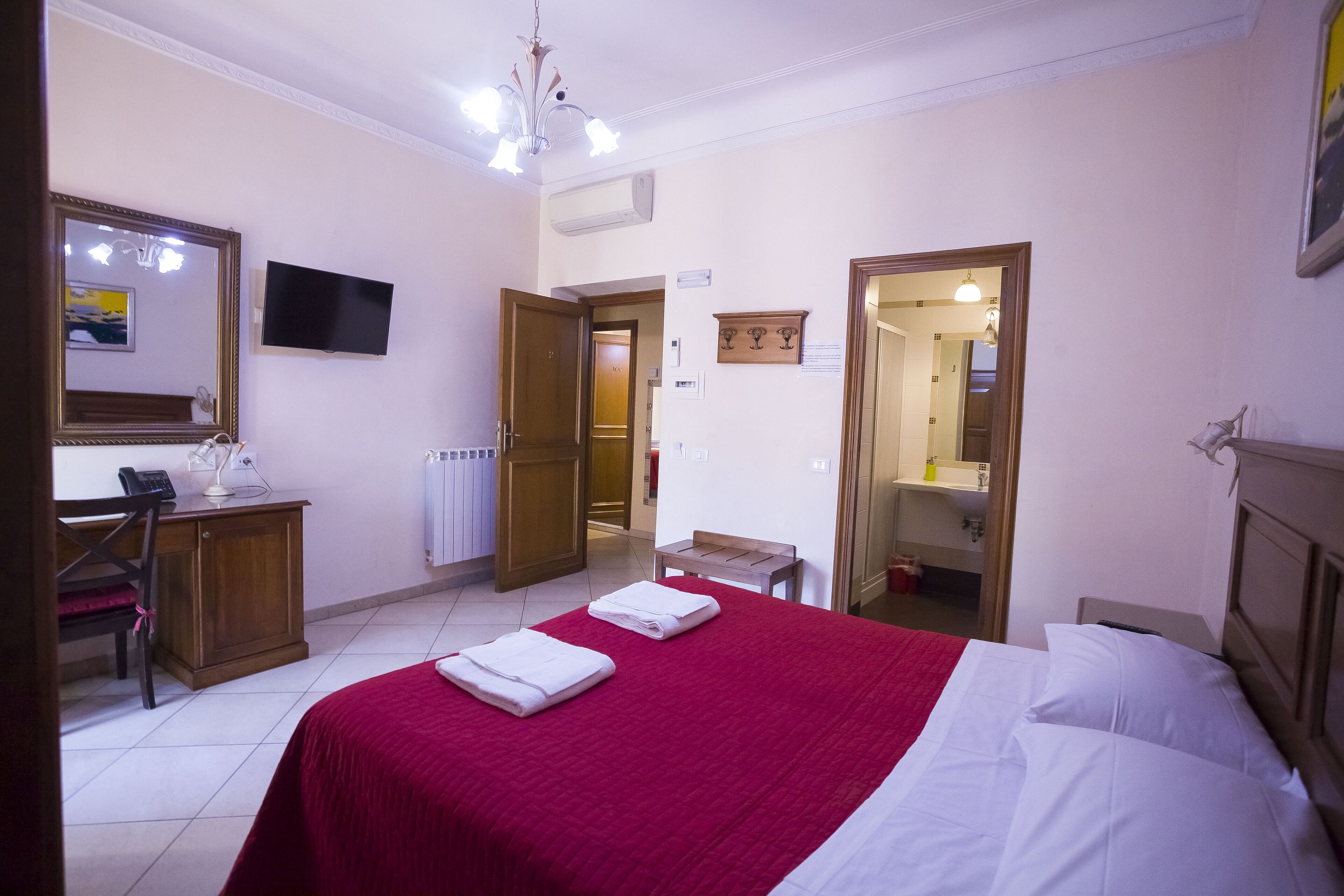 Anthony Guestouse Apartments