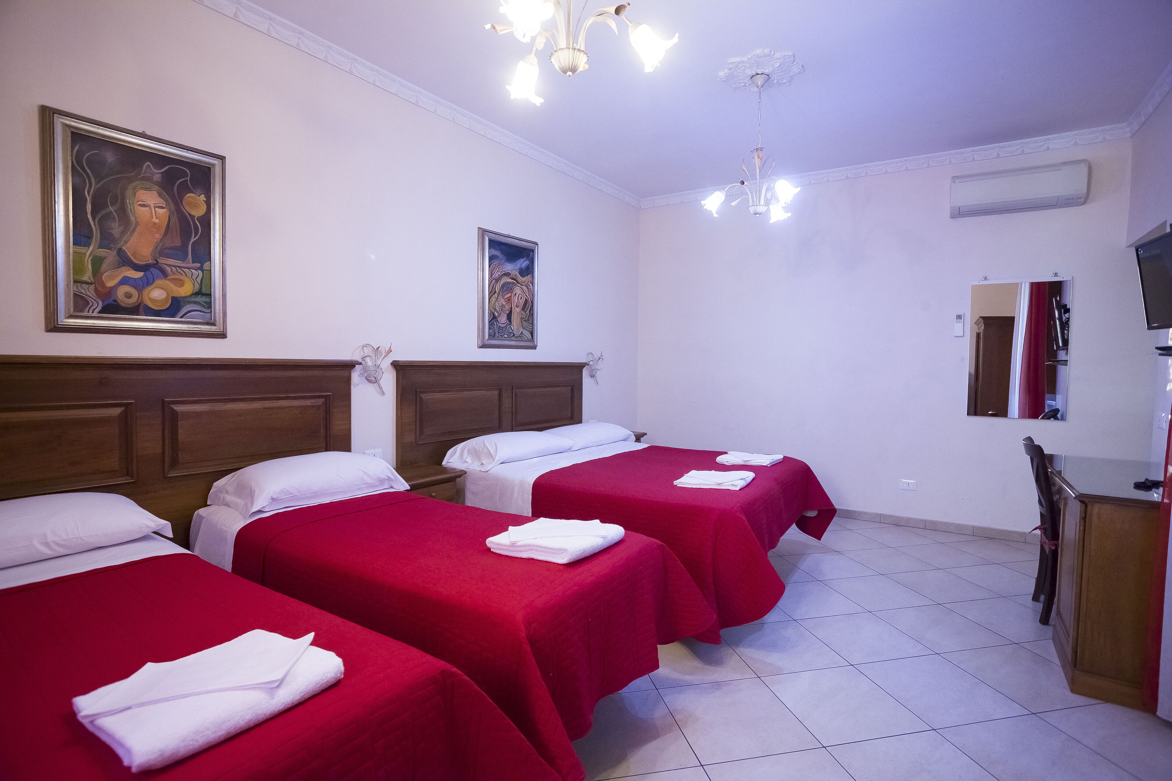 Anthony Guestouse Apartments