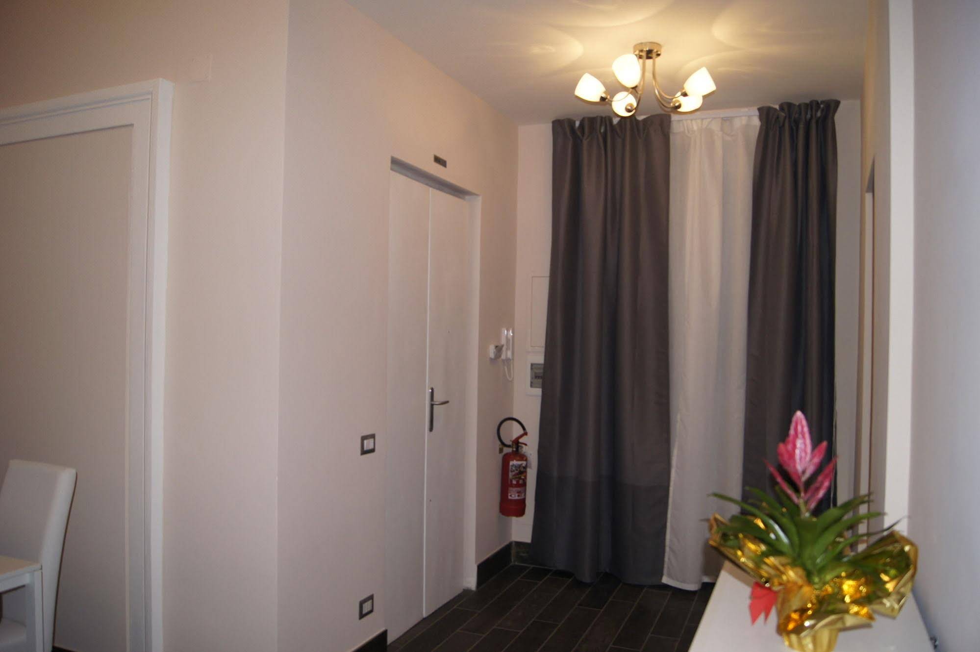 Arch Rome Suites