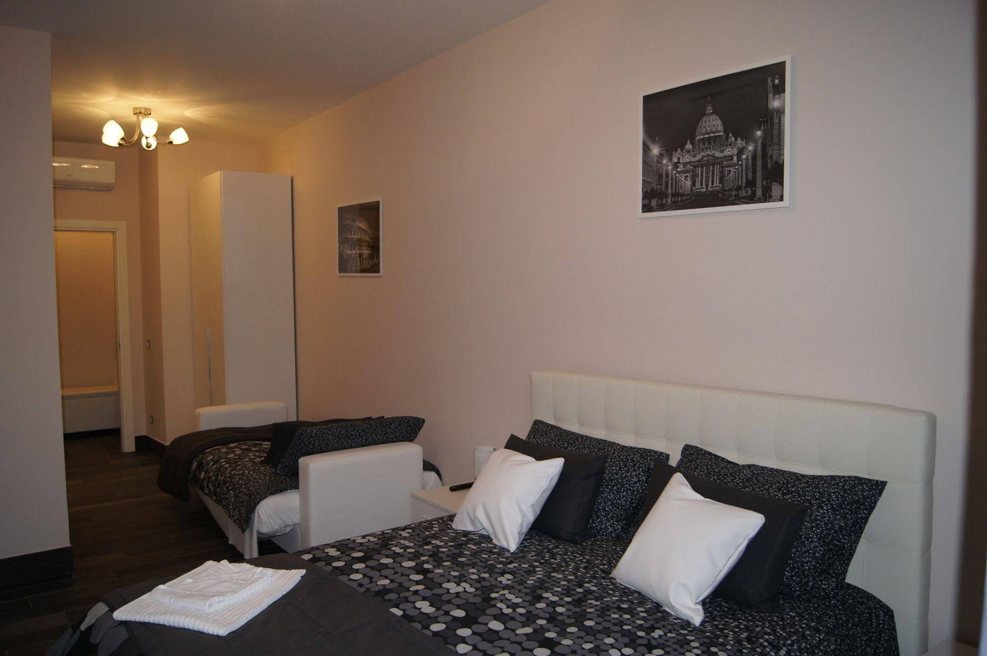 Arch Rome Suites