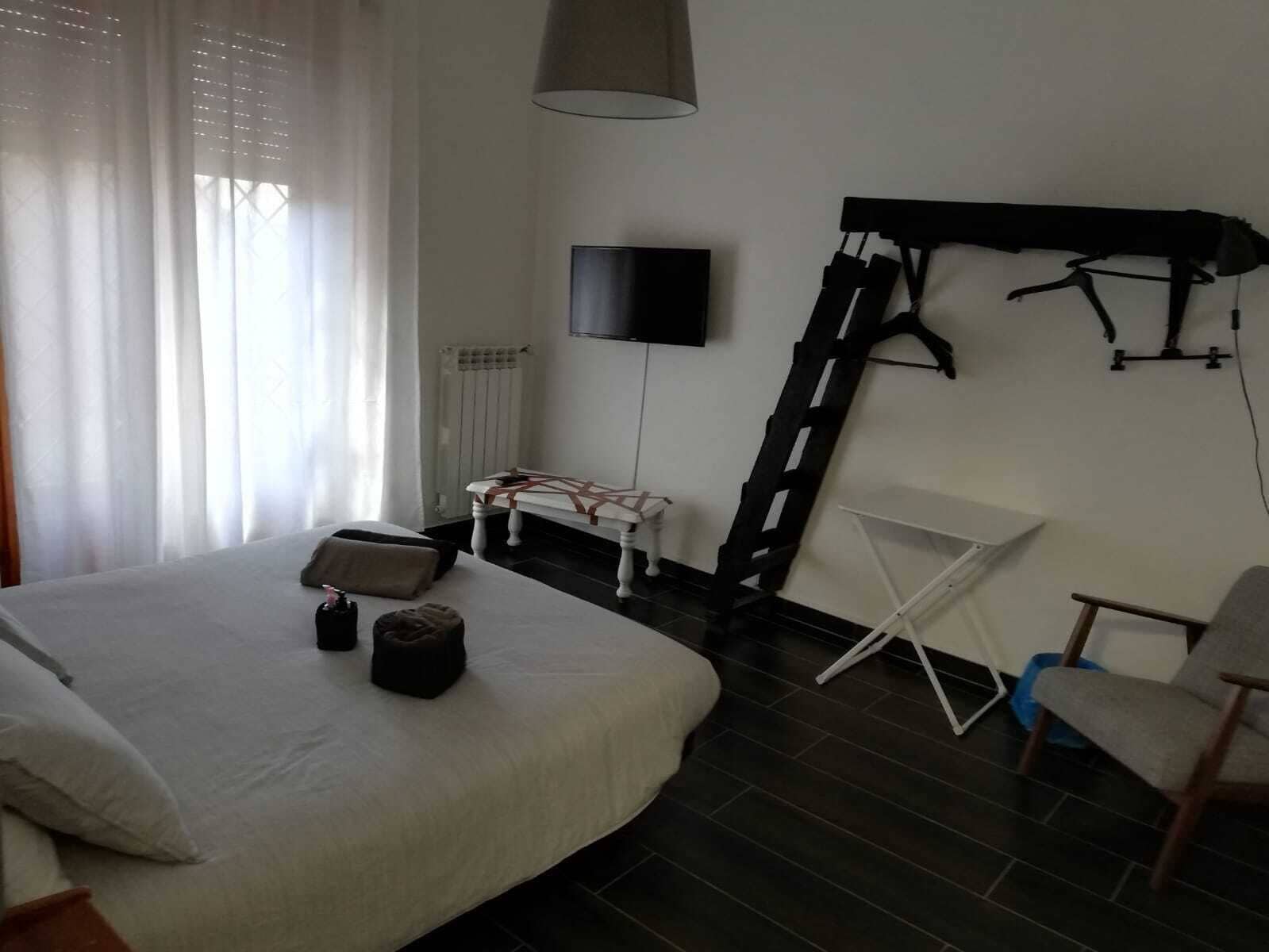 B&B Style
