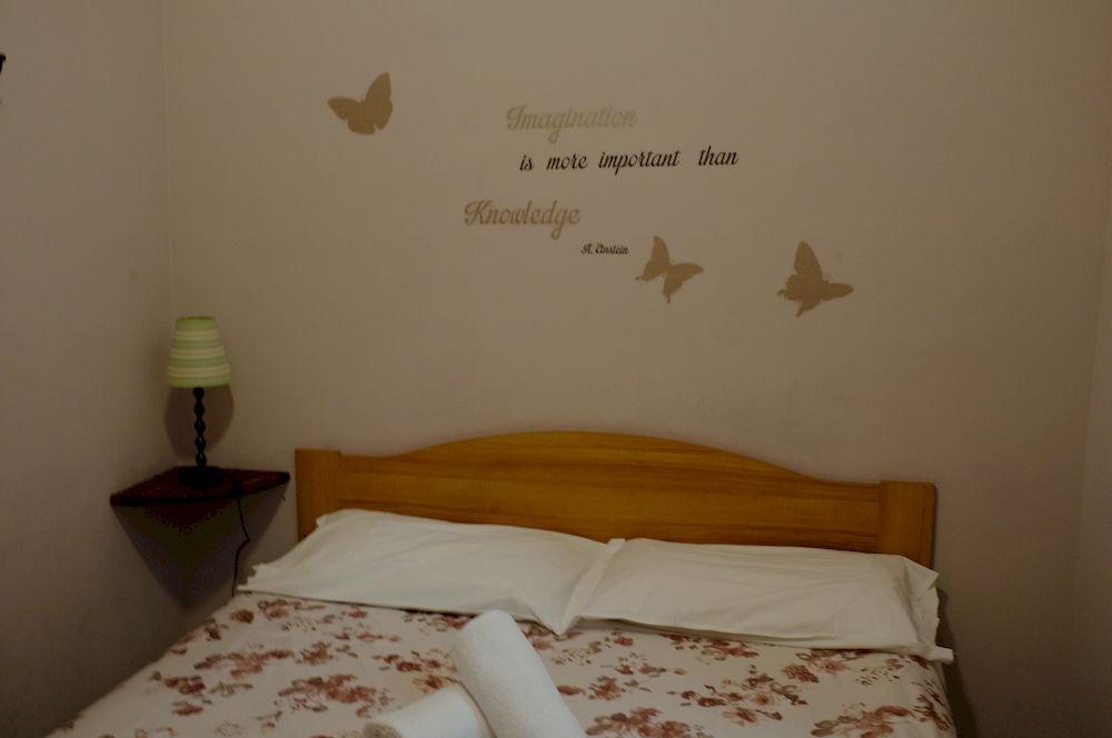 The Right Place Guest House