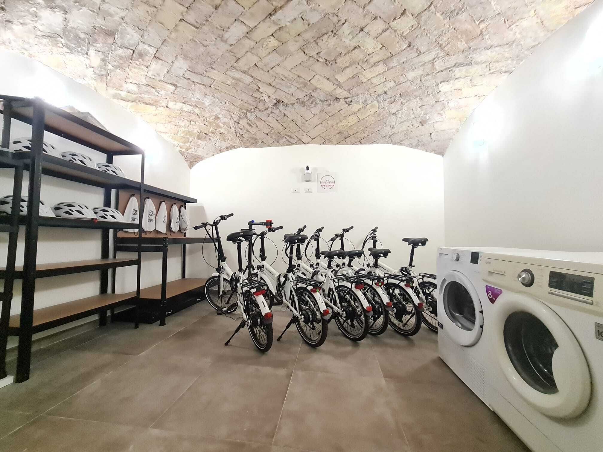 Bedandbikerome Giulio Cesare