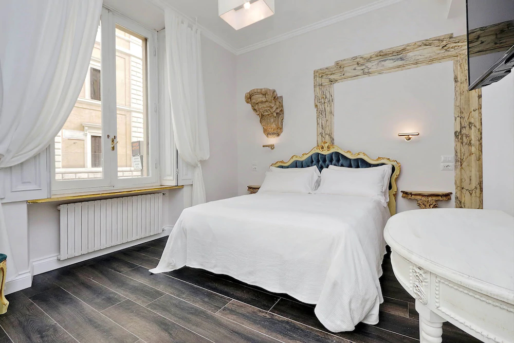 Luxury Rooms