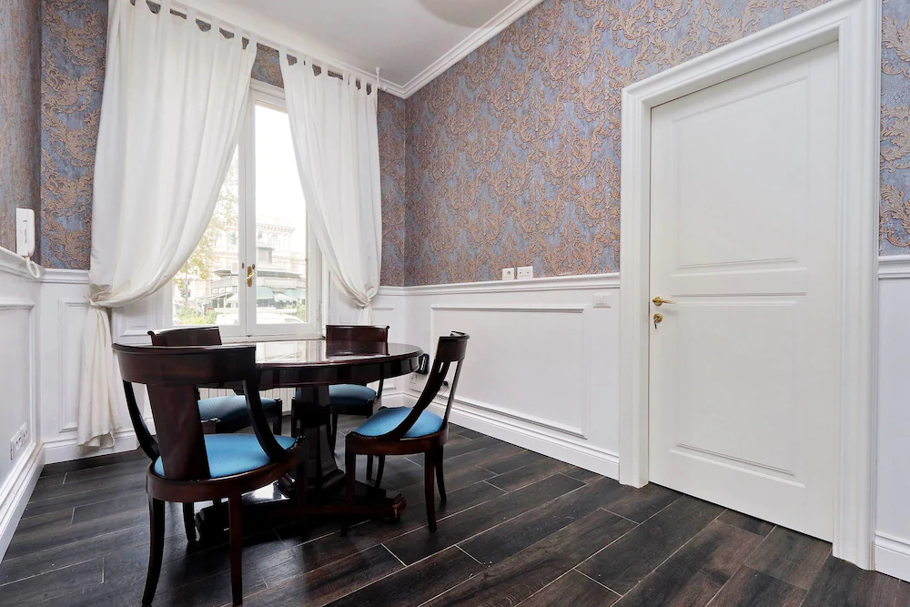 Luxury Rooms
