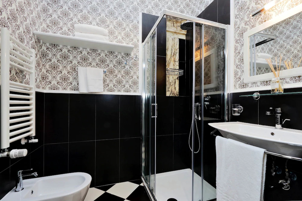 Luxury Rooms