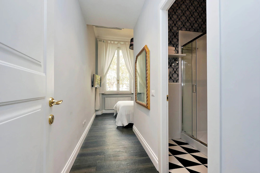 Luxury Rooms