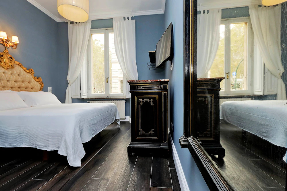 Luxury Rooms