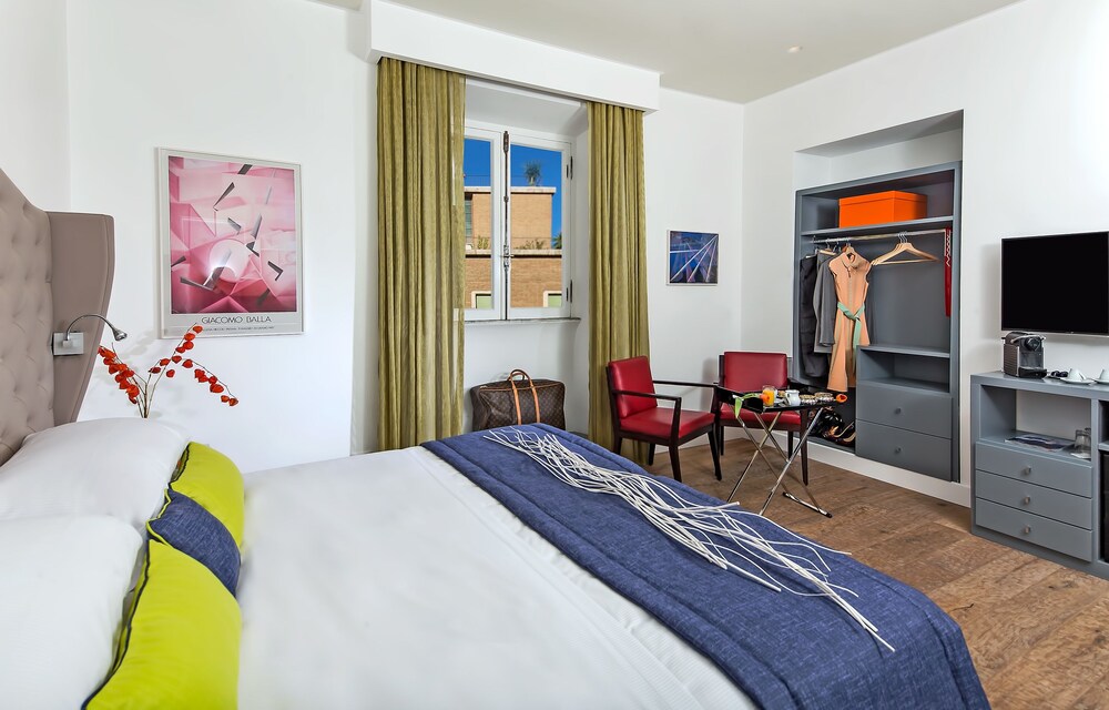 Boutique Centrale Relais