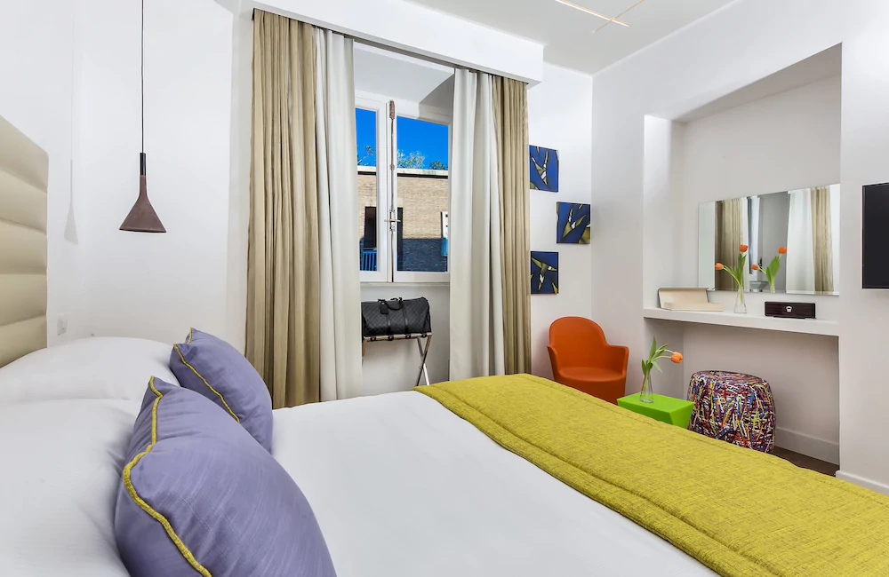Boutique Centrale Relais