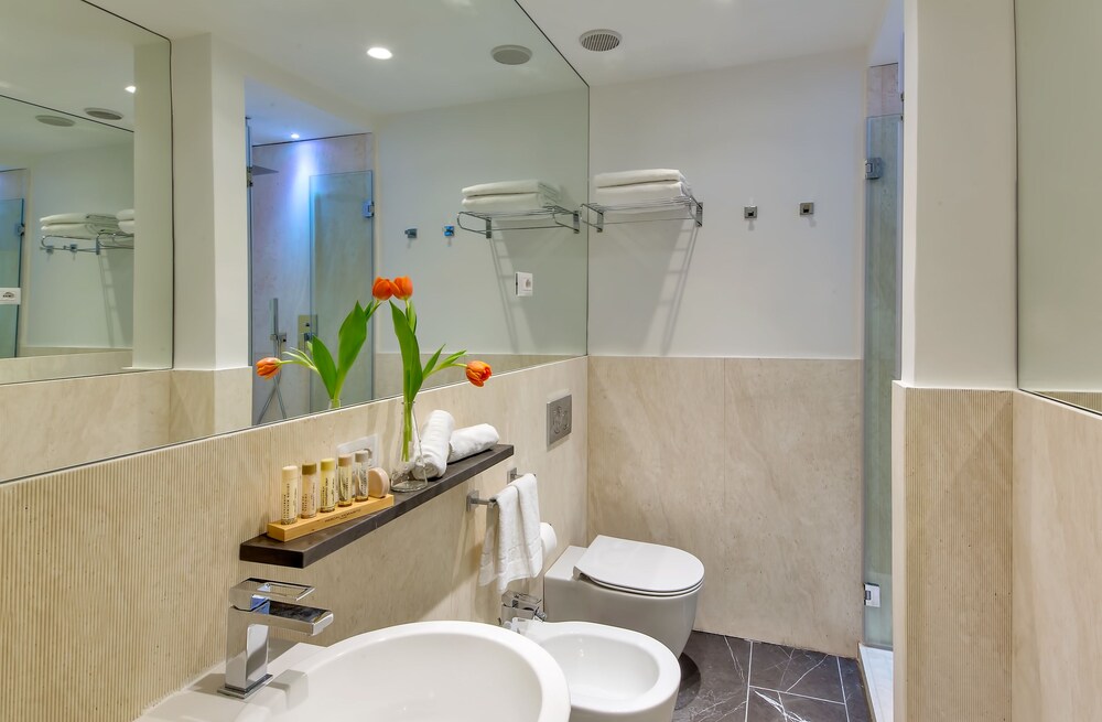 Boutique Centrale Relais