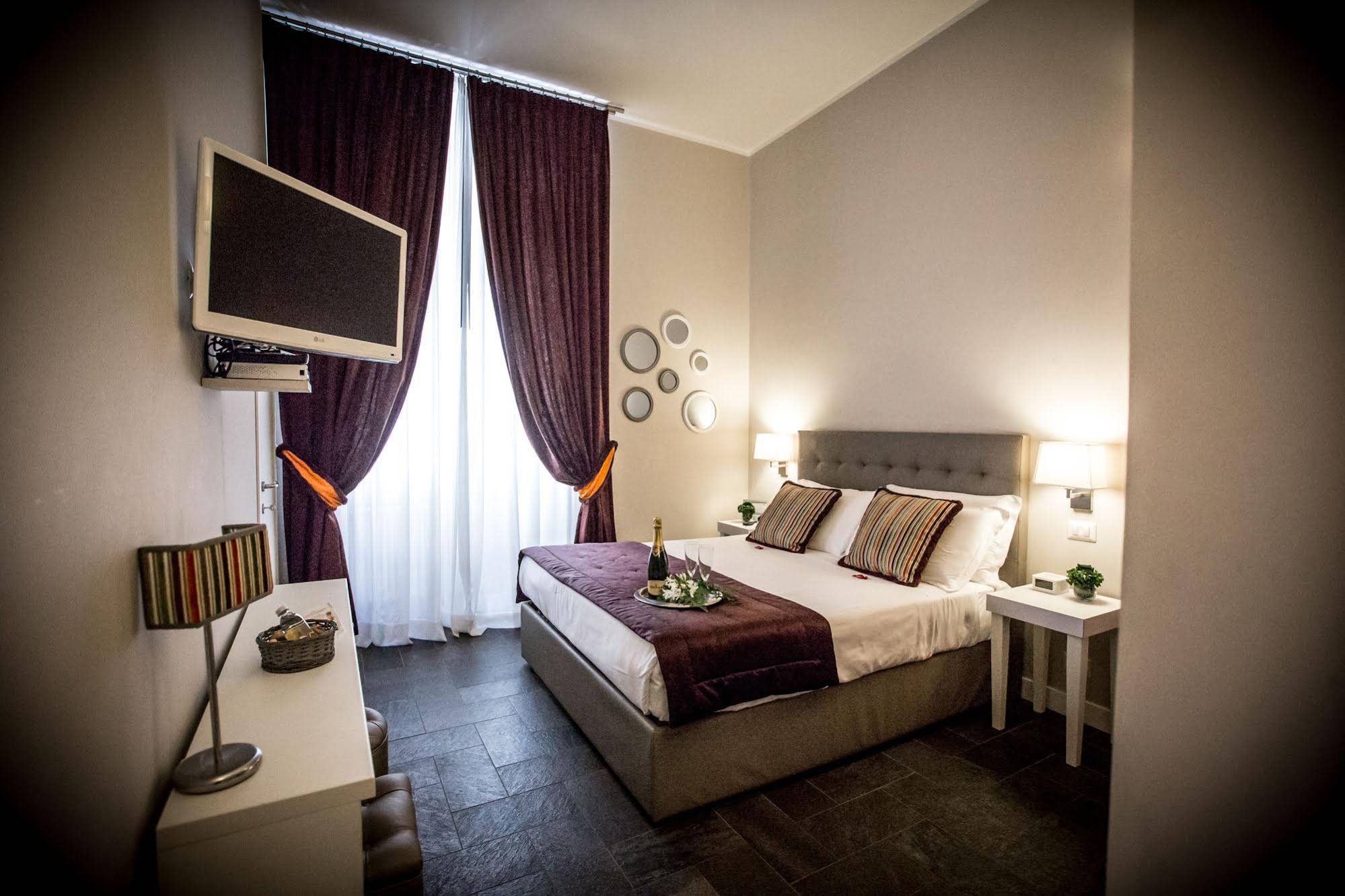 Chic & Town Luxury Rooms