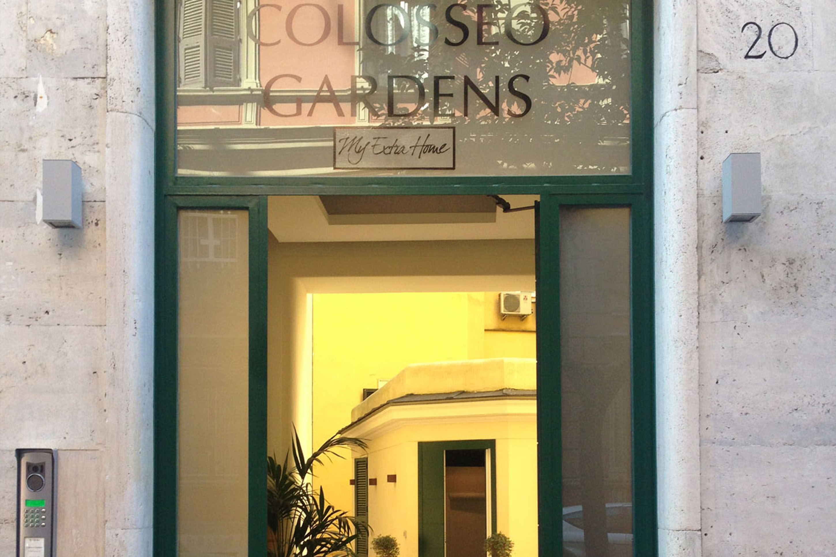 Colosseo Gardens