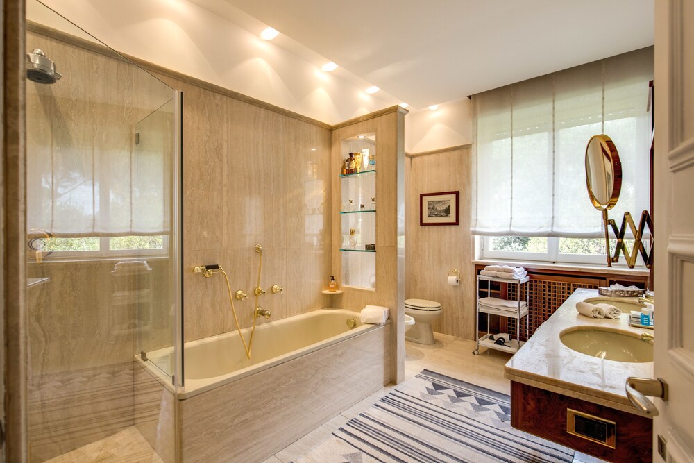 La Gaura Guest House