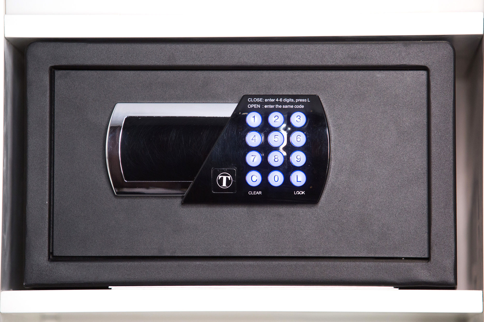 Crosti Hotel & Residence