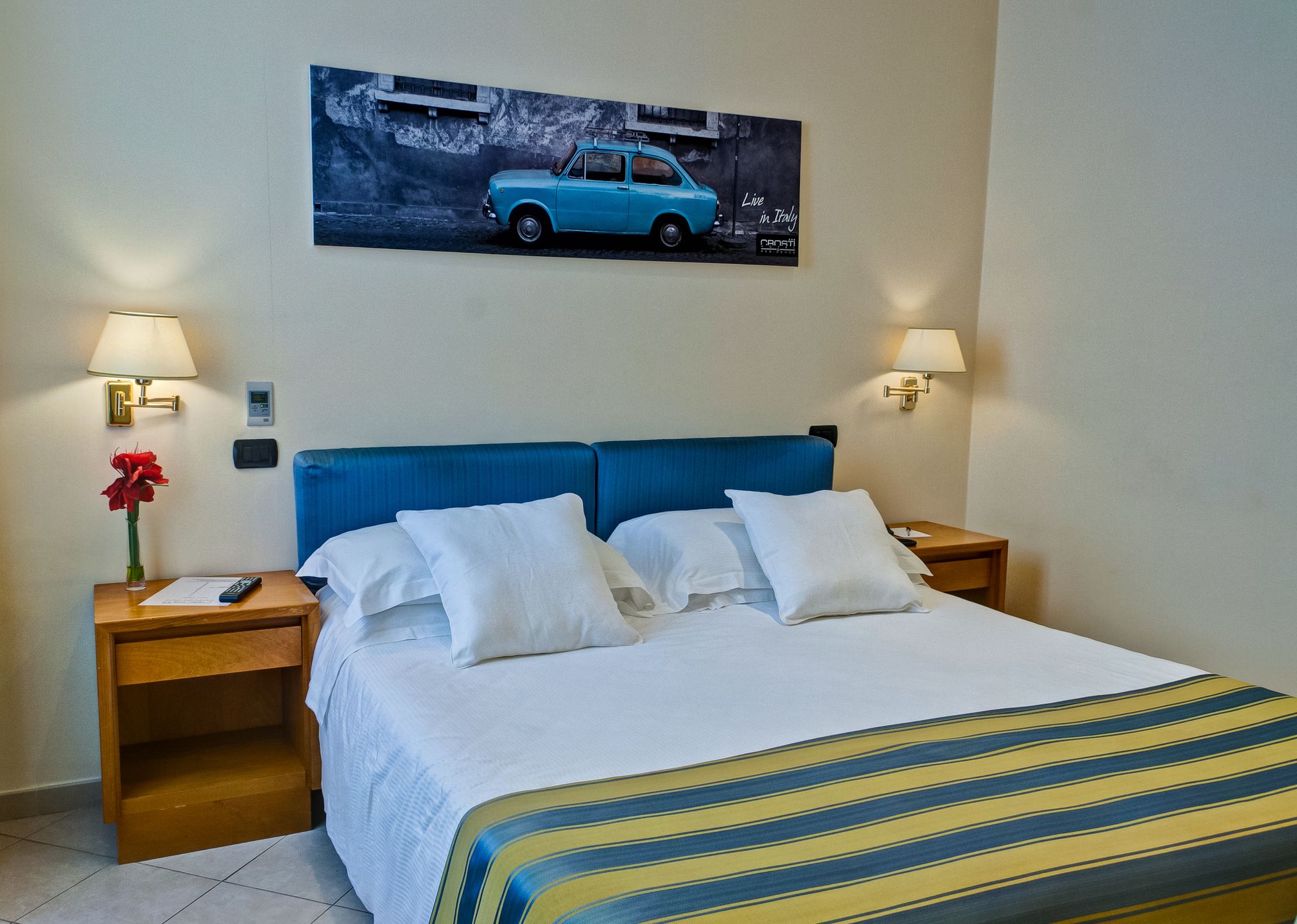 Crosti Hotel & Residence