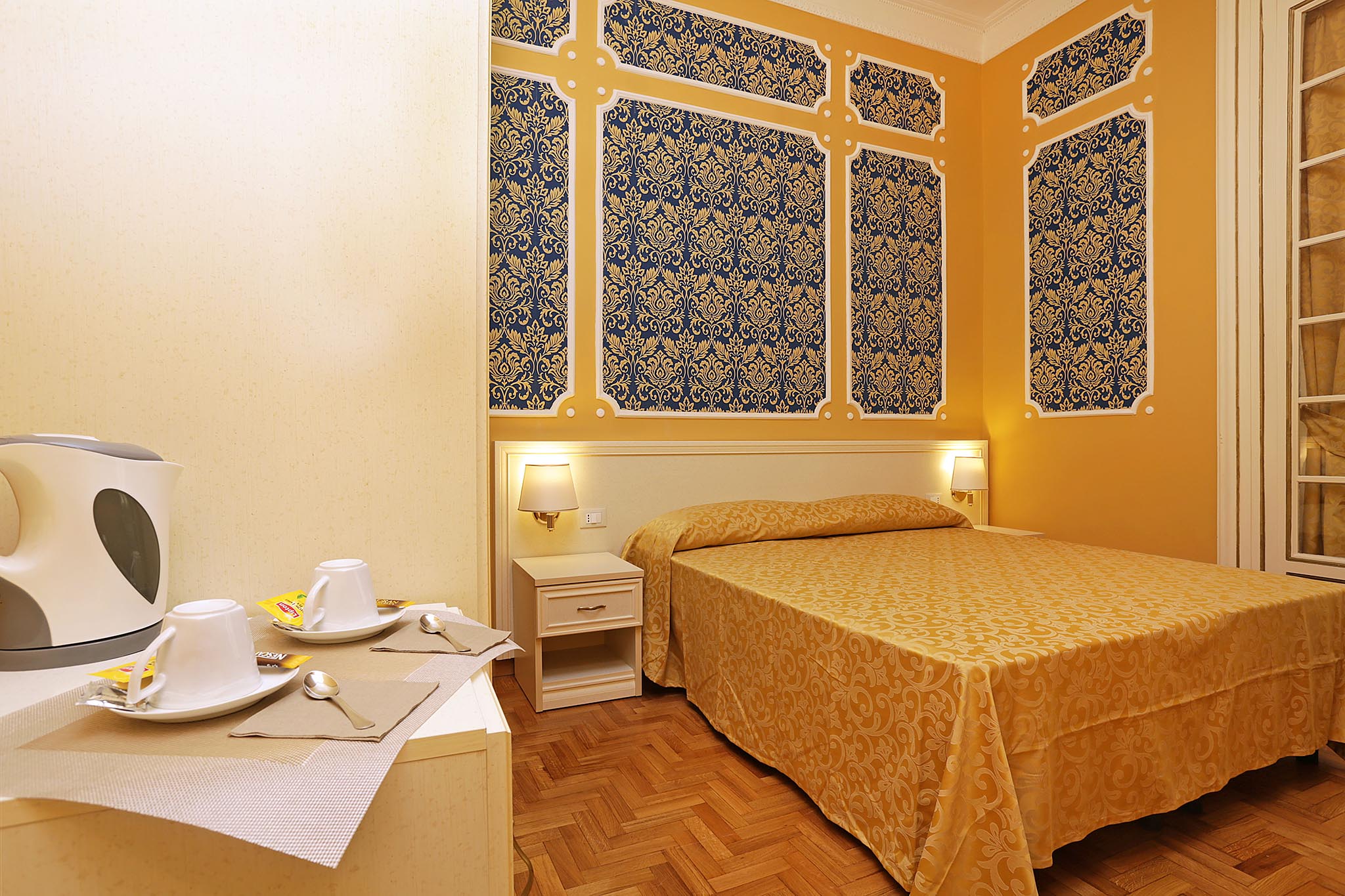 DG Prestige Room