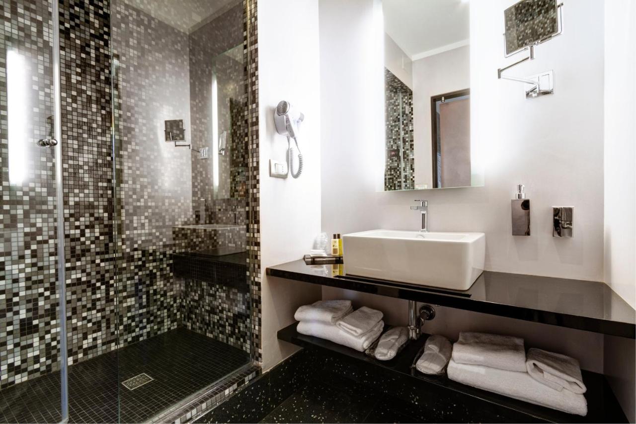 Dharma Luxury Hotel