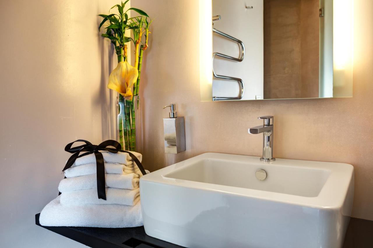 Dharma Luxury Hotel