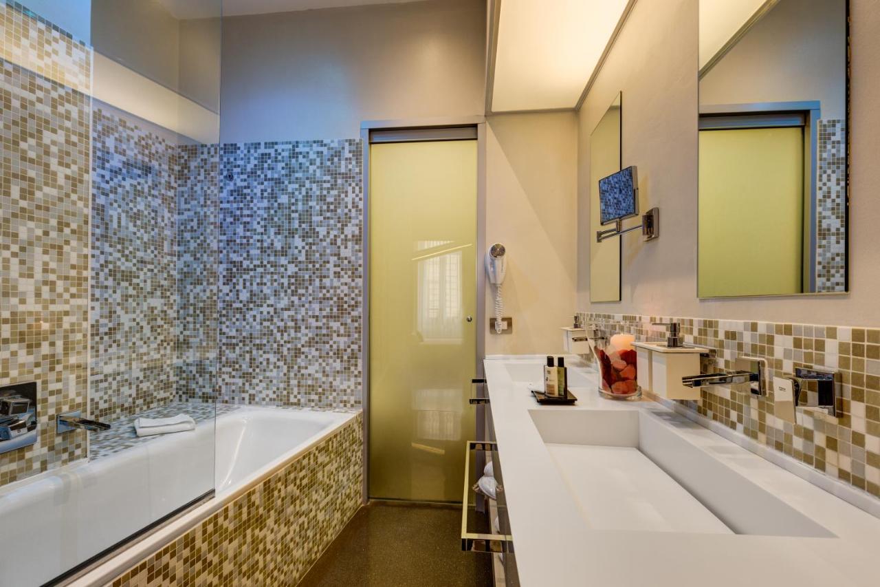 Dharma Luxury Hotel