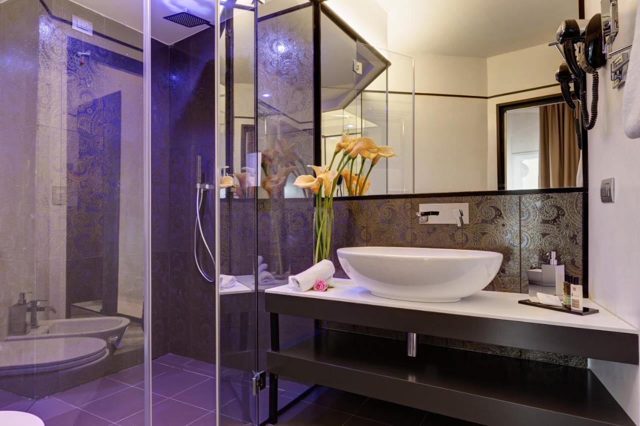 Dharma Luxury Hotel