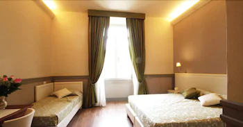 Dnb House Hotel