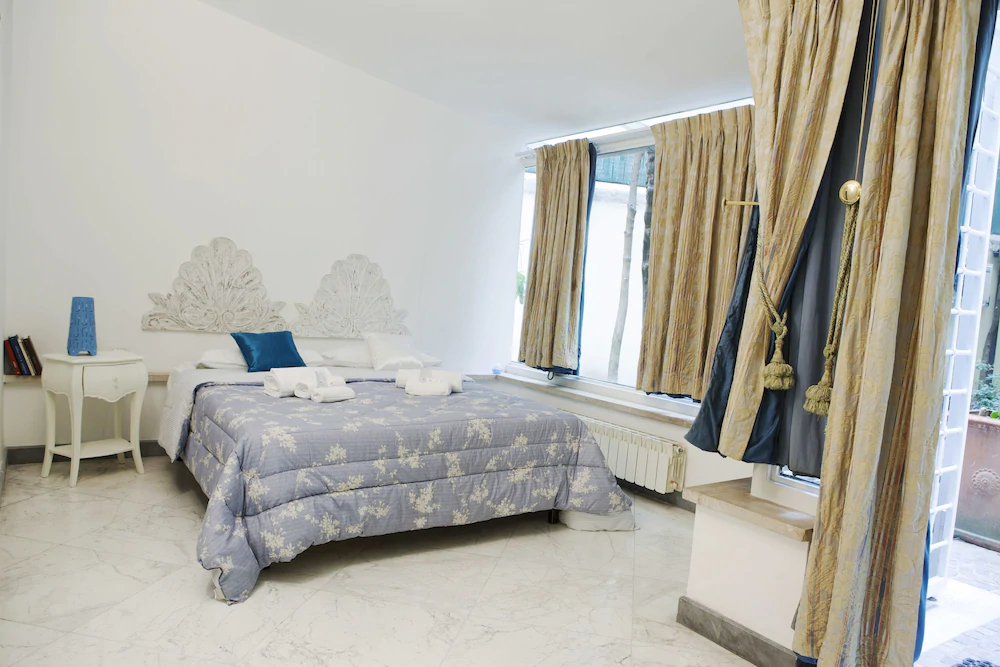 Domus Dea B&B
