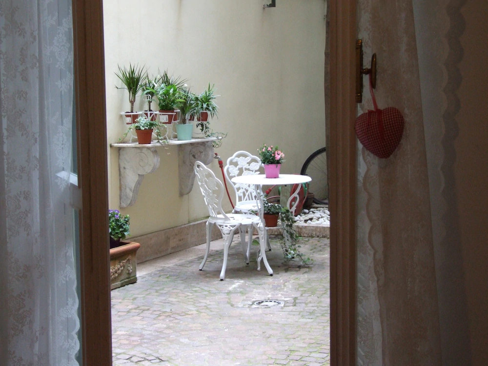 Domus Dea B&B