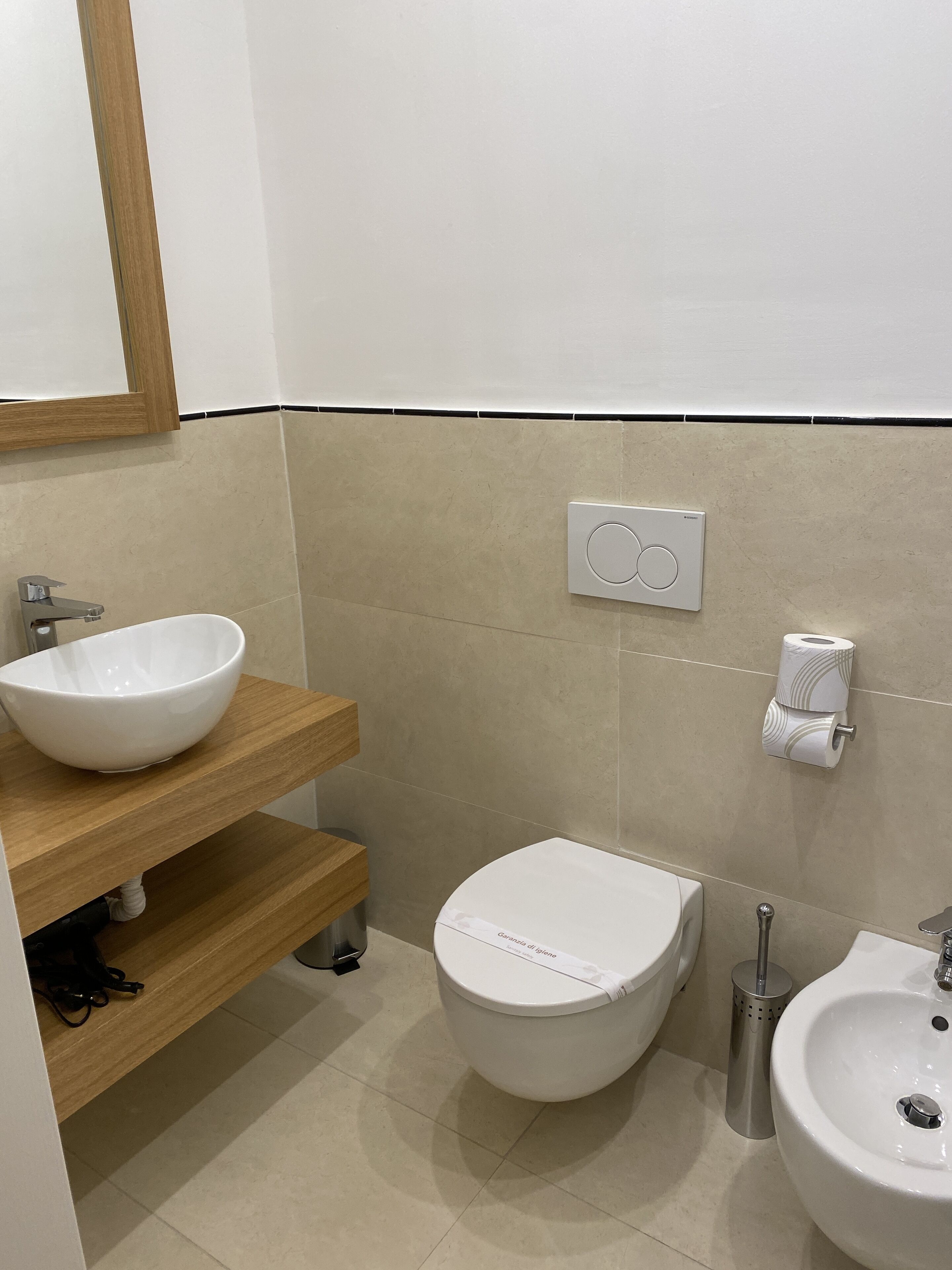 Eden Luxury Suites