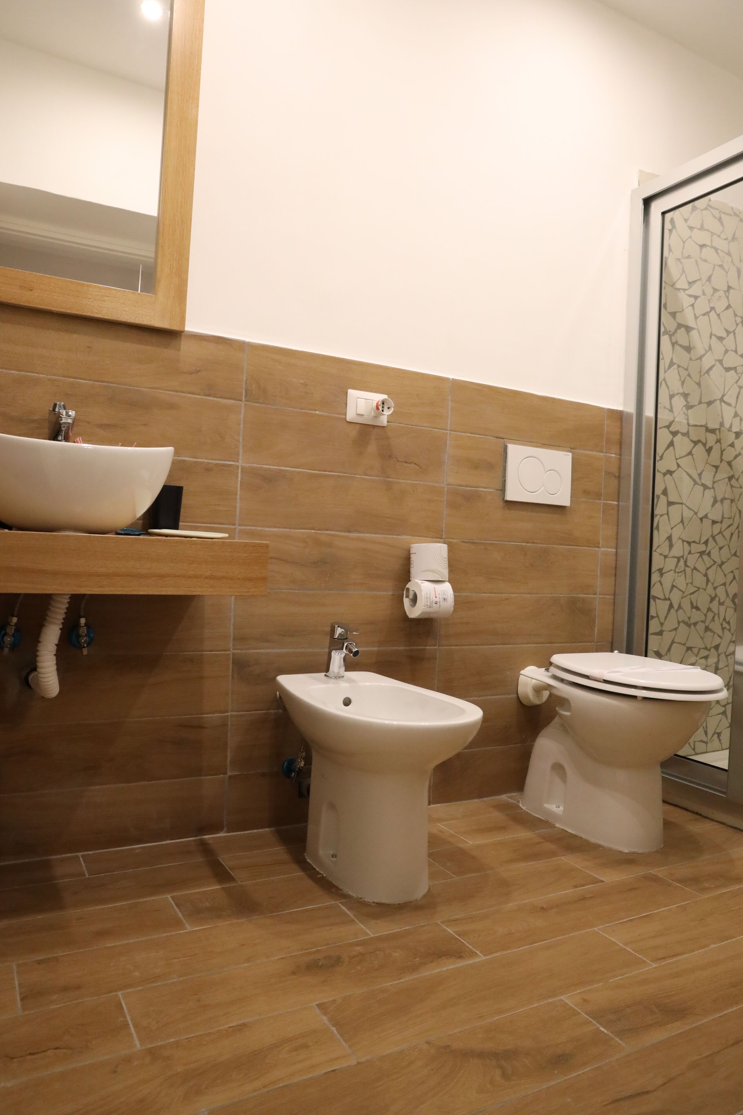 Eden Luxury Suites