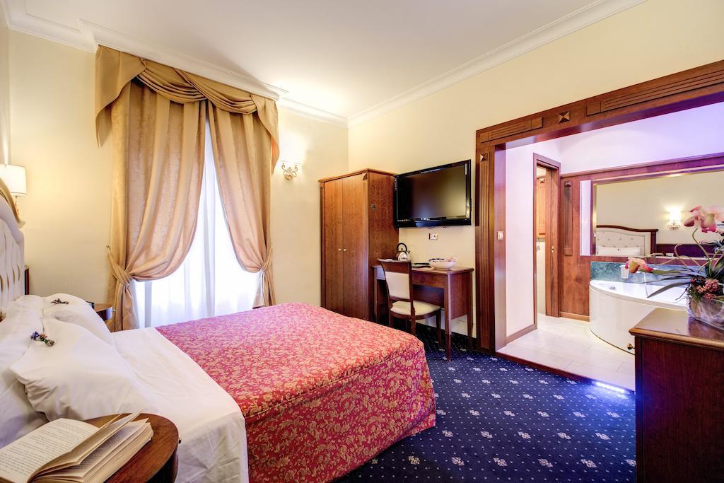 Esedra Inn Rome