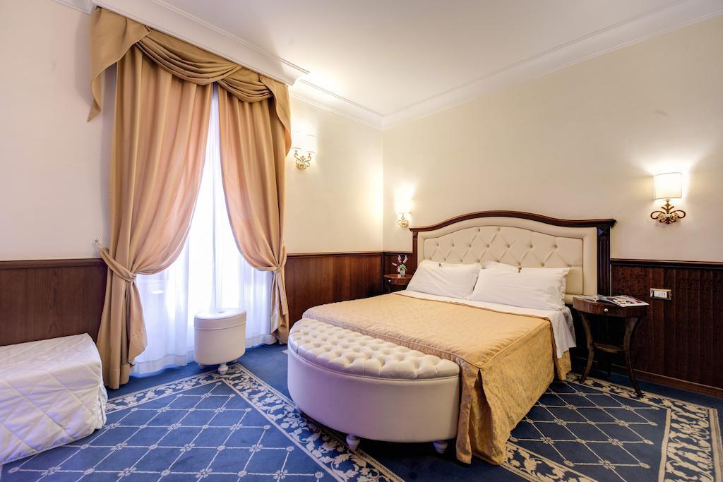 Esedra Inn Rome