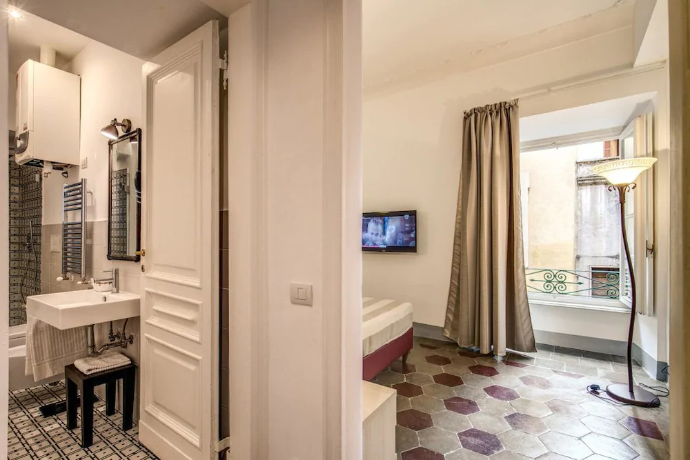 Feronia Guest House