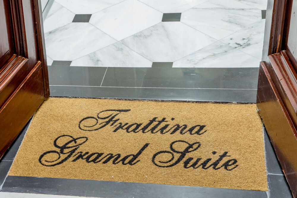 Frattina Grand Suite