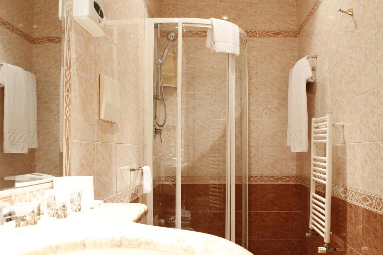 Hotel Genio
