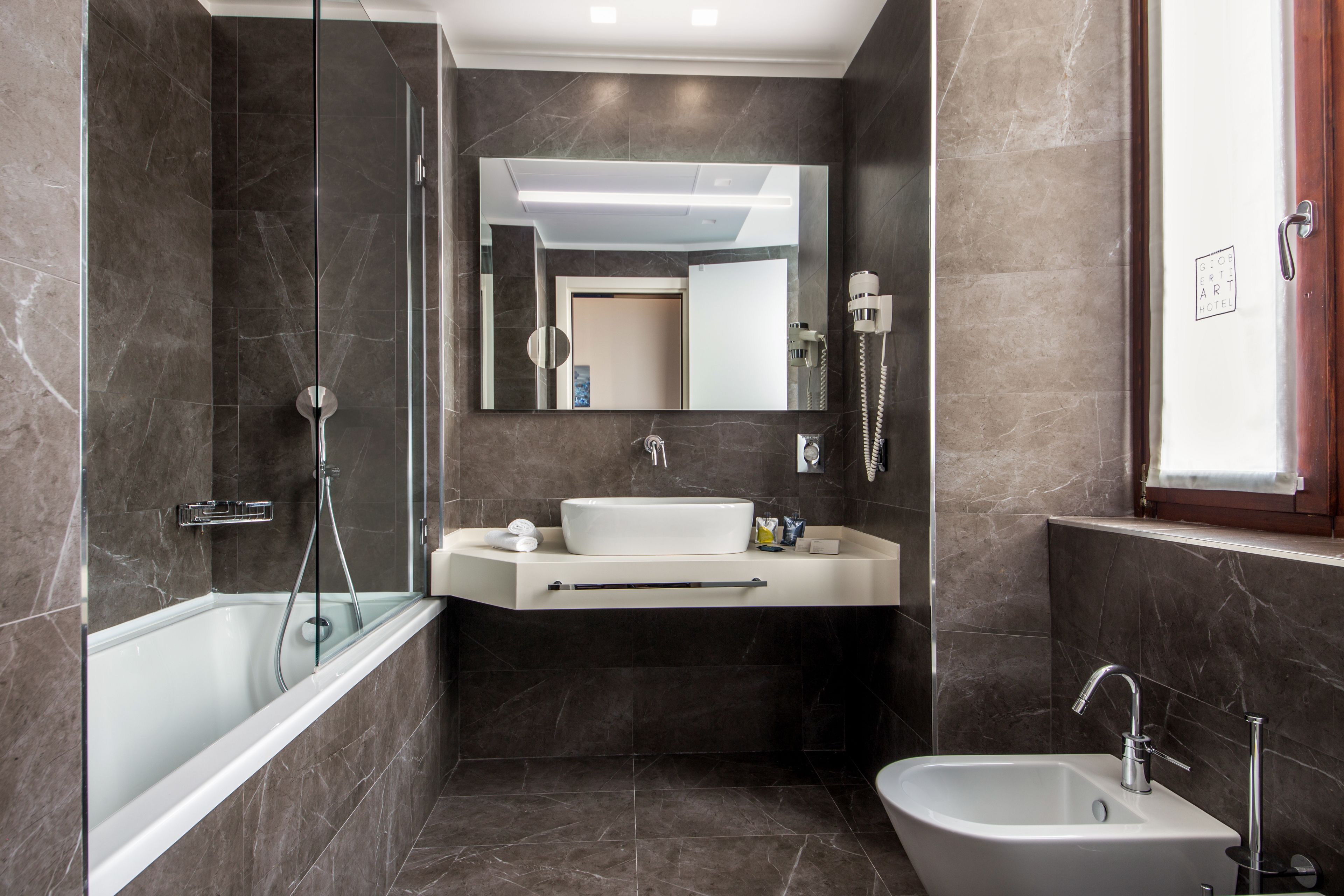 Gioberti Art Hotel