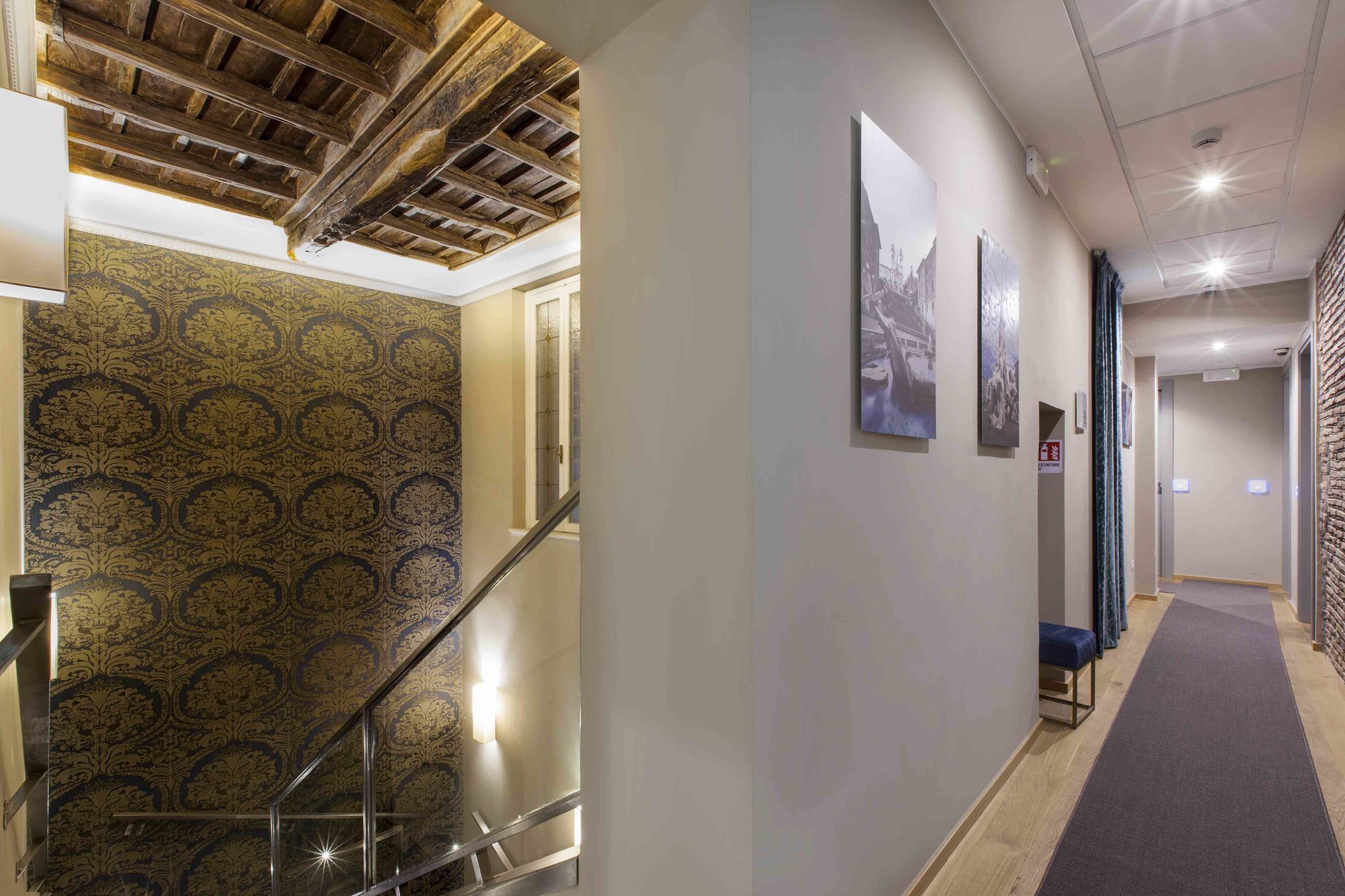 Giuturna Boutique Hotel