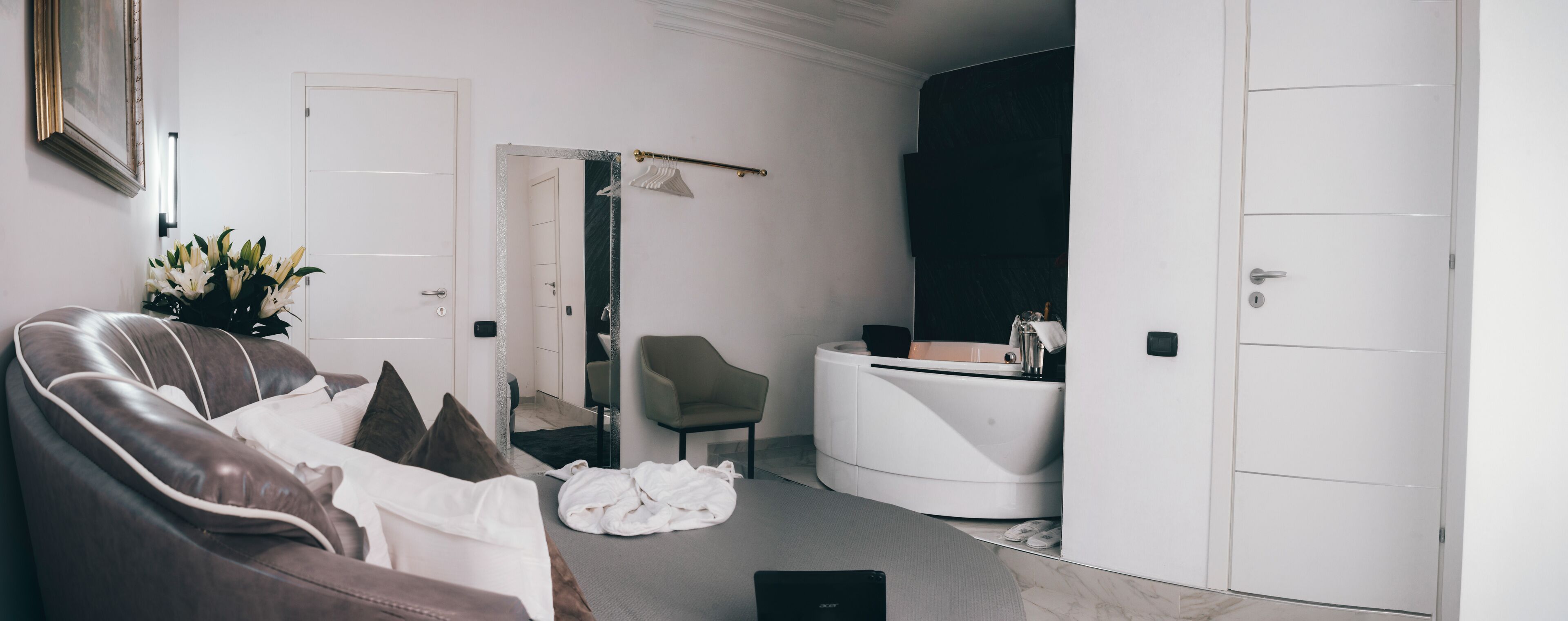 Gregorio VII Luxury Suites San Damaso