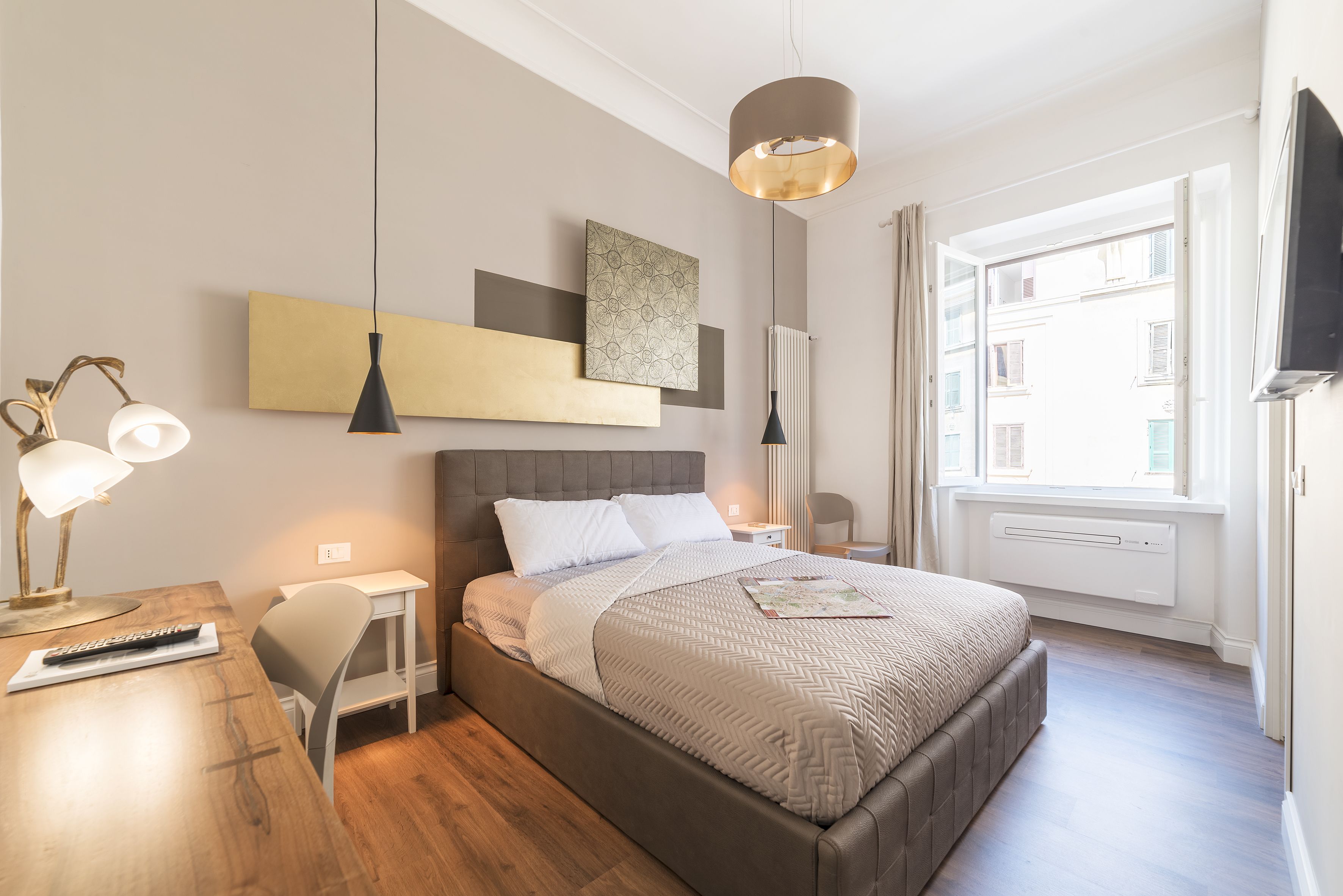 Guest Roma House