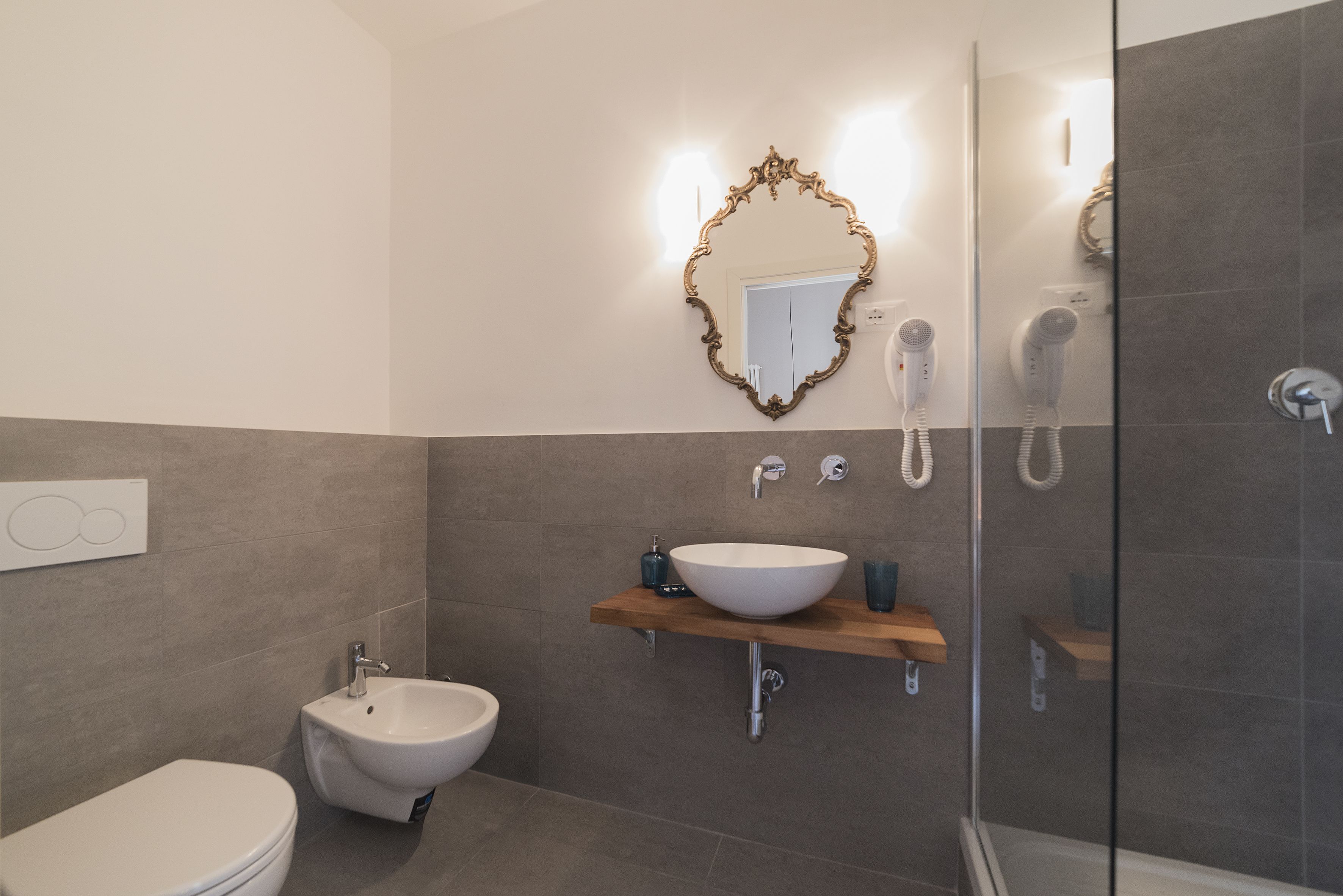 Guest Roma House