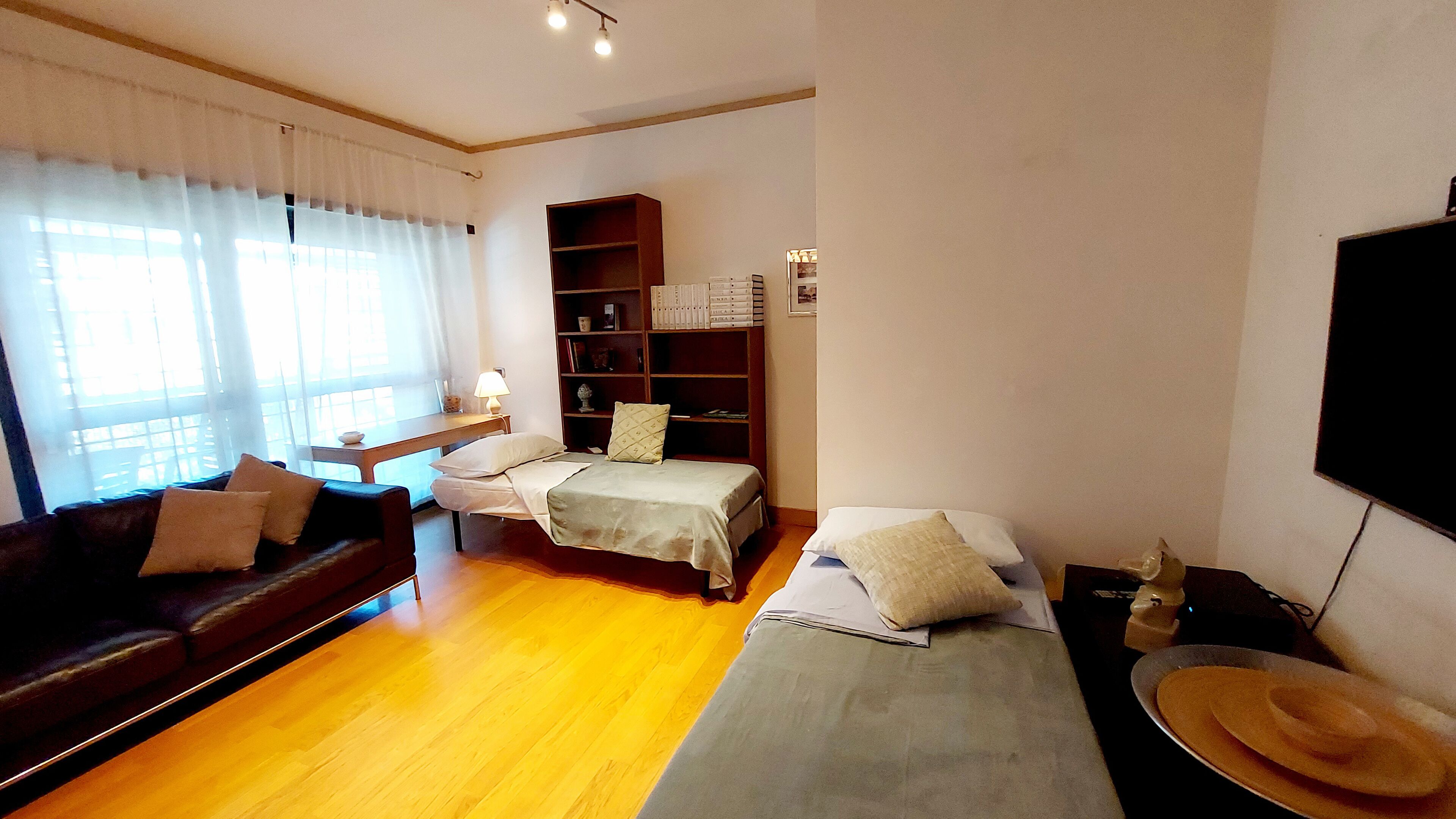 Home Sorbara