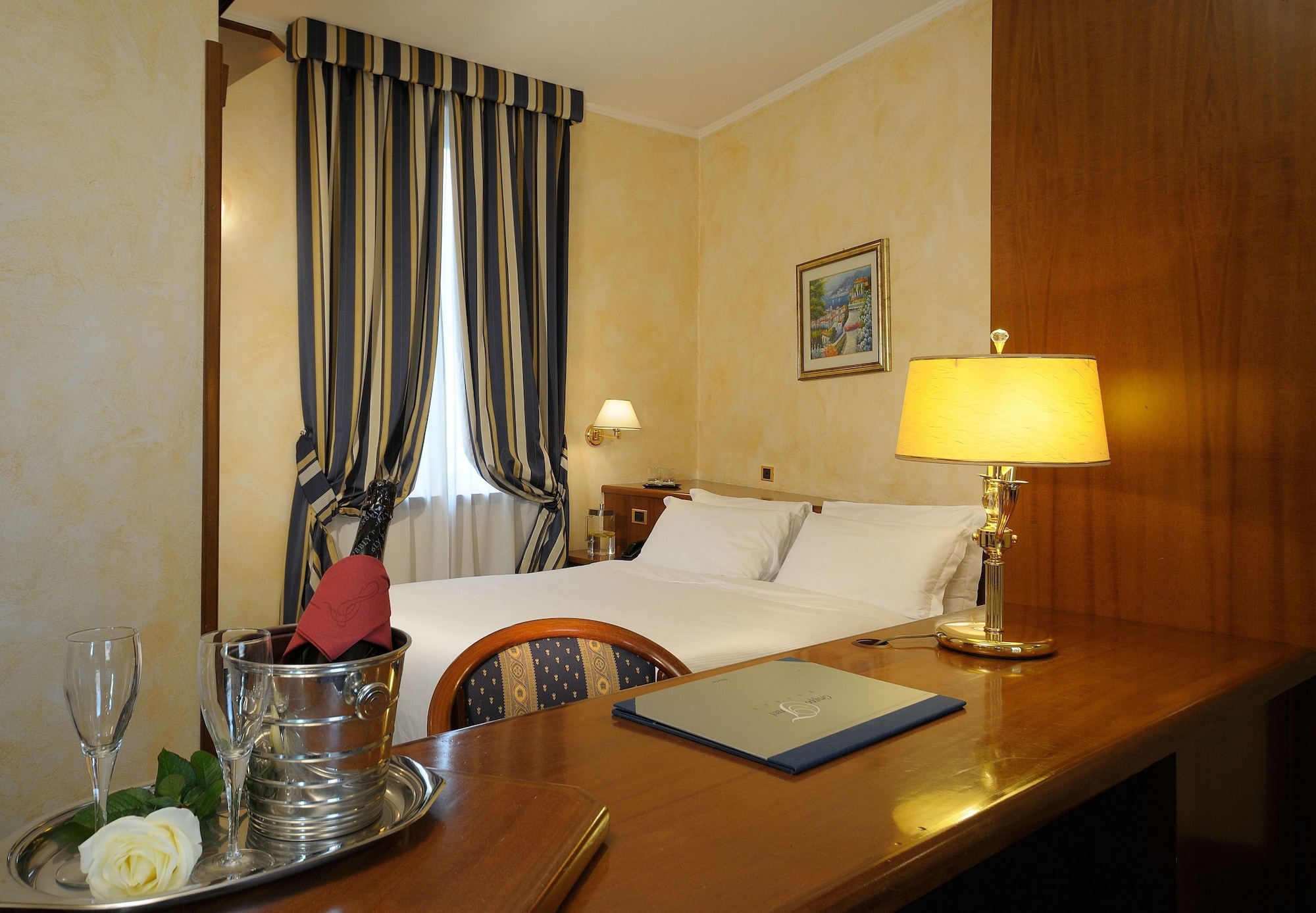 Al Manthia Hotel