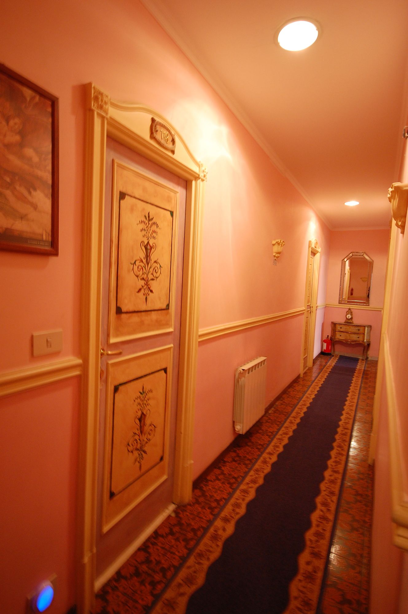 Hotel Alexis