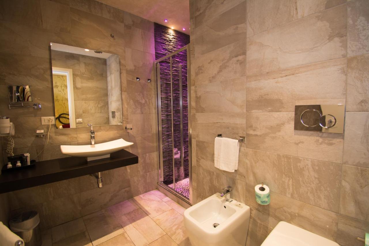 Hotel Caravita